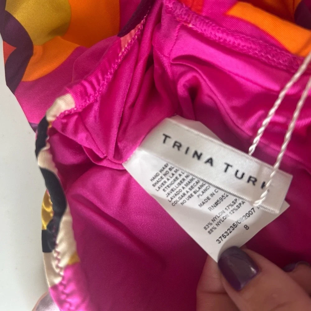 Trina Turk Fan Faire Off The Shoulder Ruffle Bandeau Swim Top Size 8 NWT - Picture 6 of 6